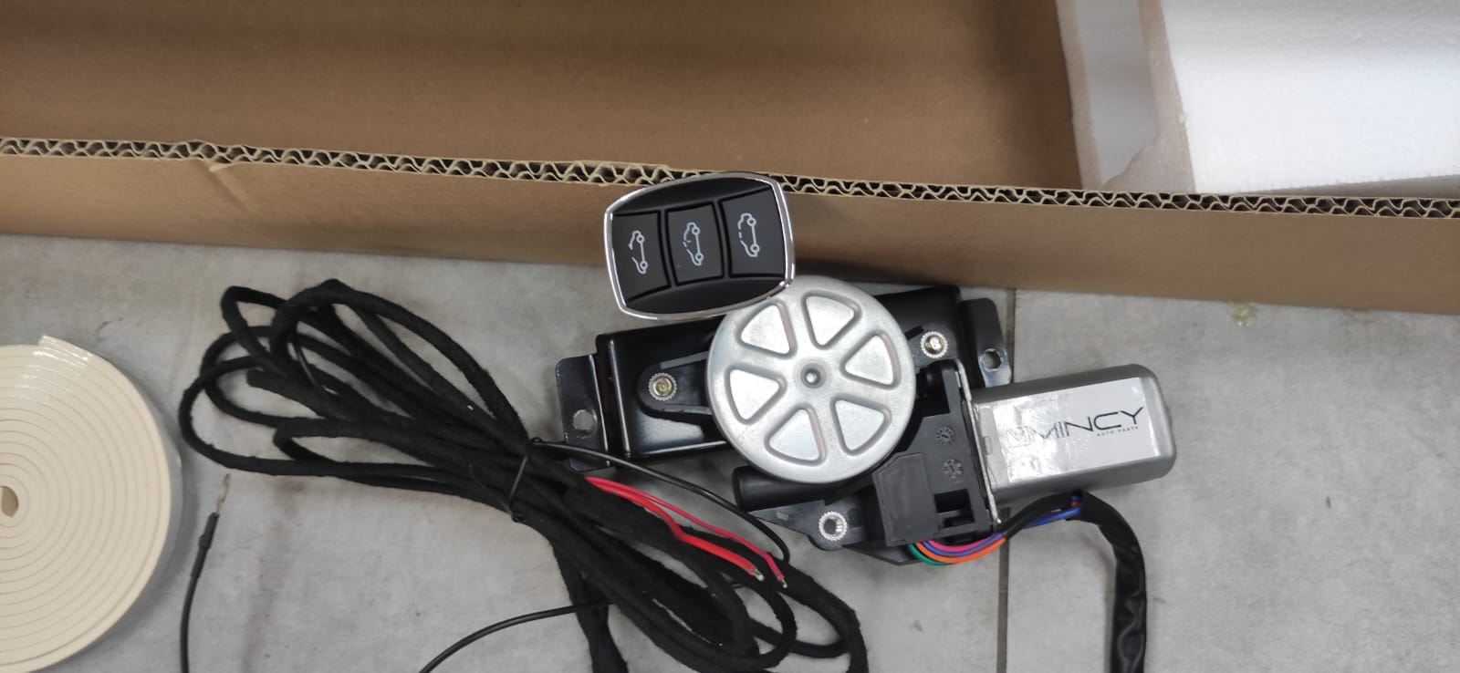Mincy 90lık Perdeli Hafızalı Sunroof