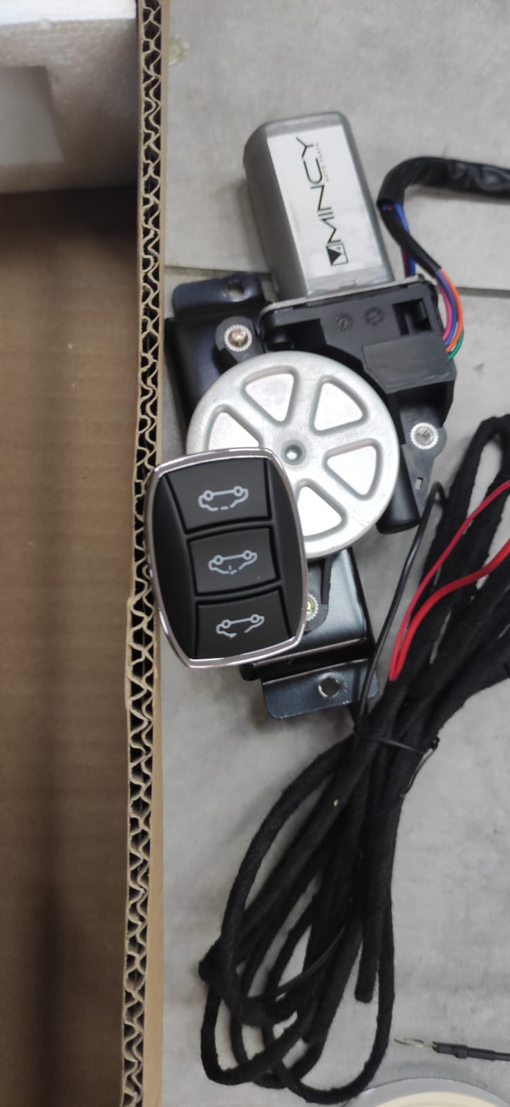 Mincy 90lık Perdeli Hafızalı Sunroof