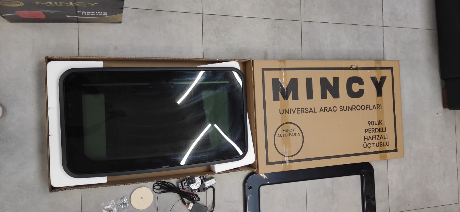Mincy 90lık Perdeli Hafızalı Sunroof